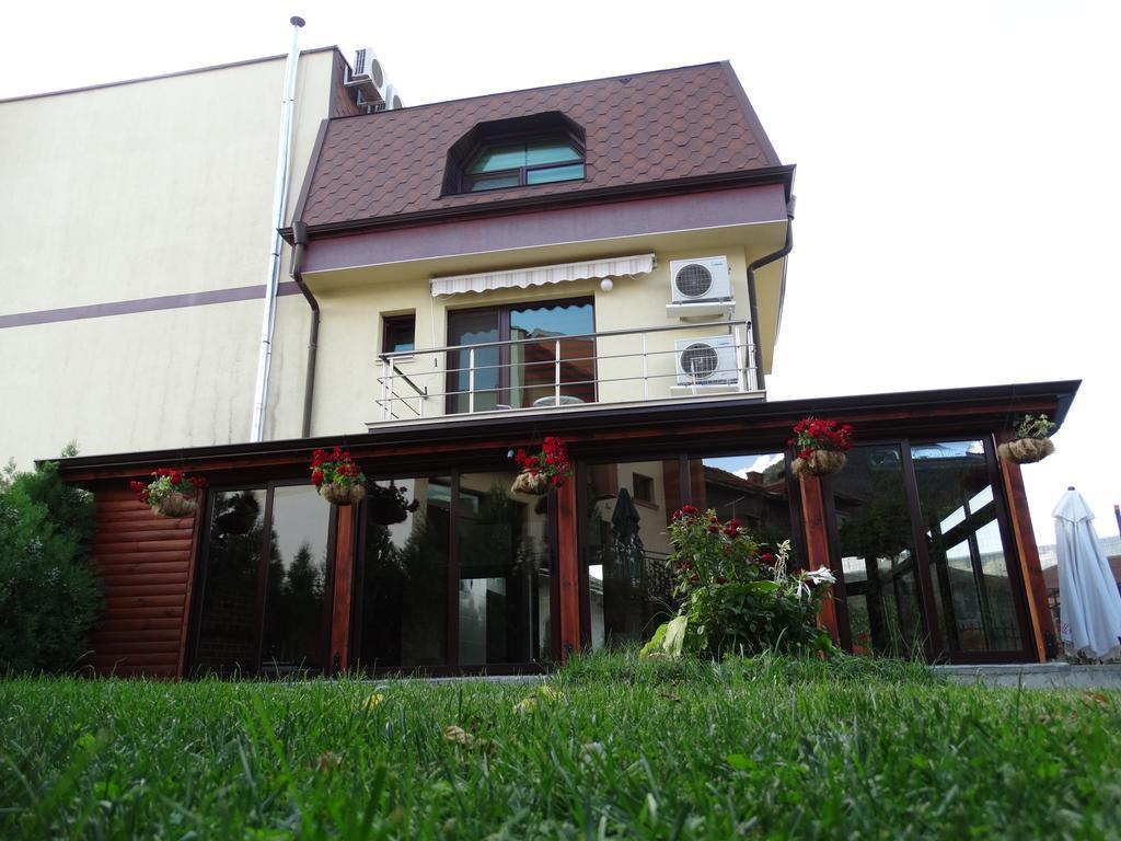 Guest House Ivel Saparewa Banja Exterior foto